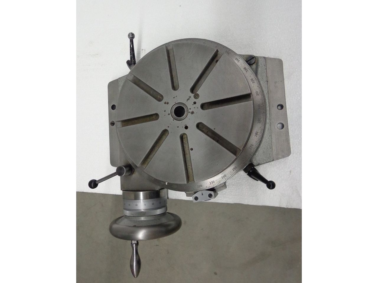 Spares & Accessories/ROTARY TABLE 250