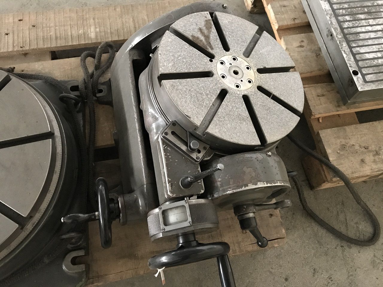 Spares & Accessories/ROTARY TABLE SIP 310