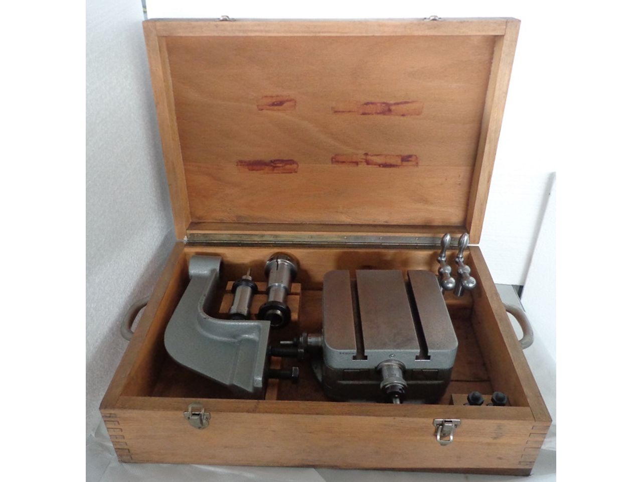 Spares & Accessories/CENTER-PUNCH TABLE
