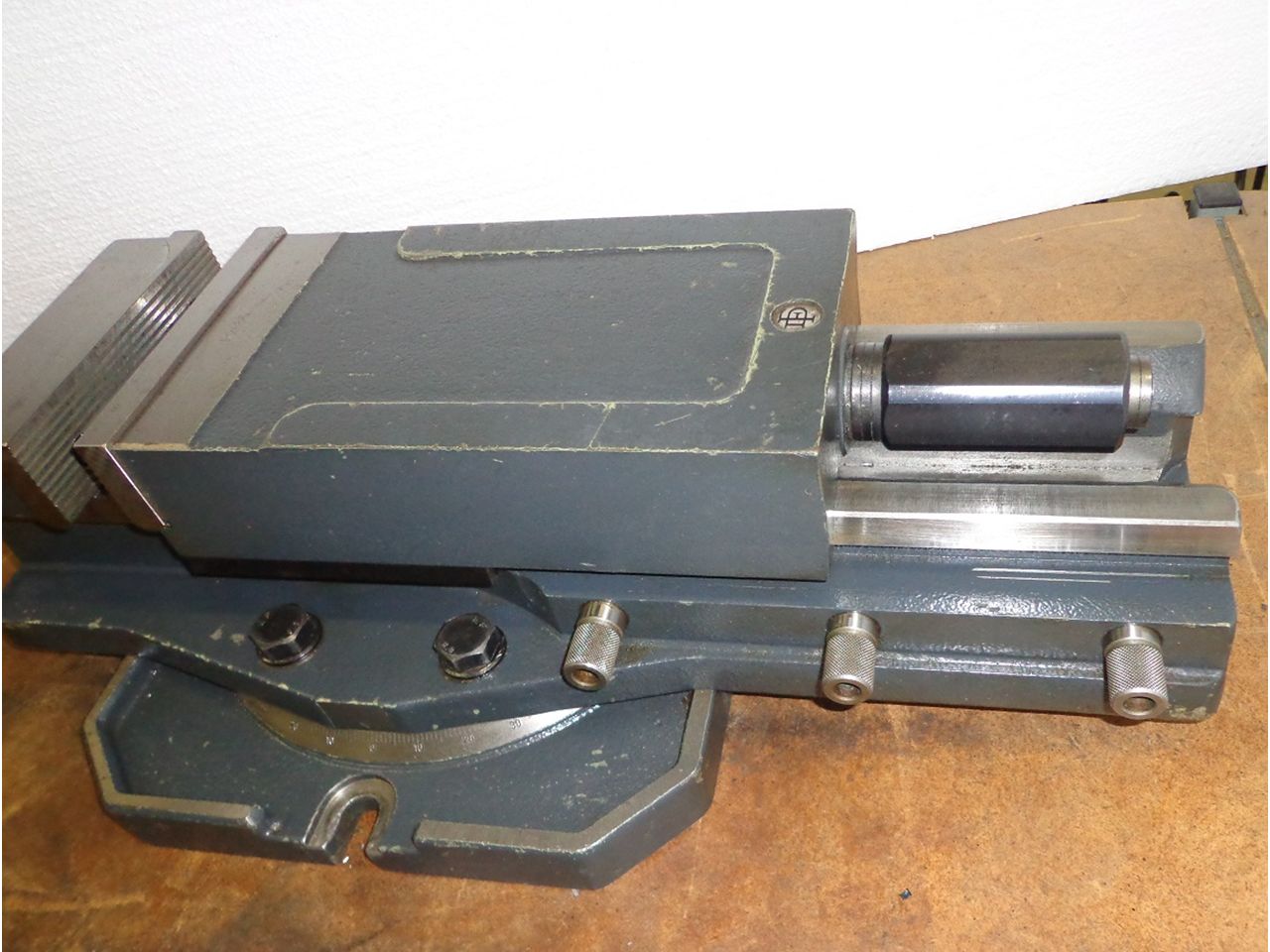 Spares & Accessories/VICE JAWS WIDTH 230 MM - 3 POSITIONS