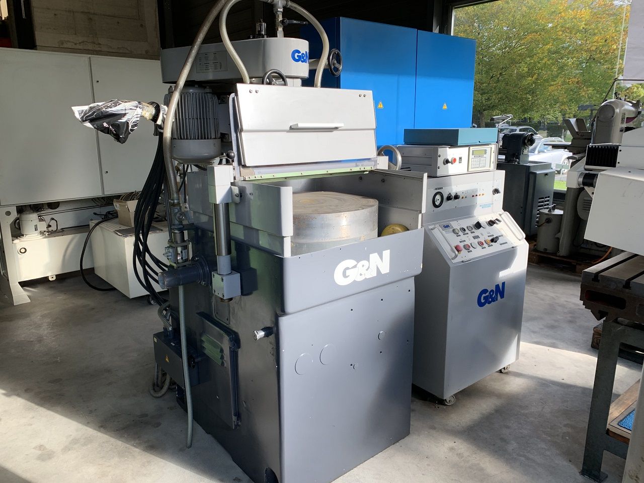 Surface Grinders/SURFACE GRINDING MACHINE MUELLER MPS-R 600