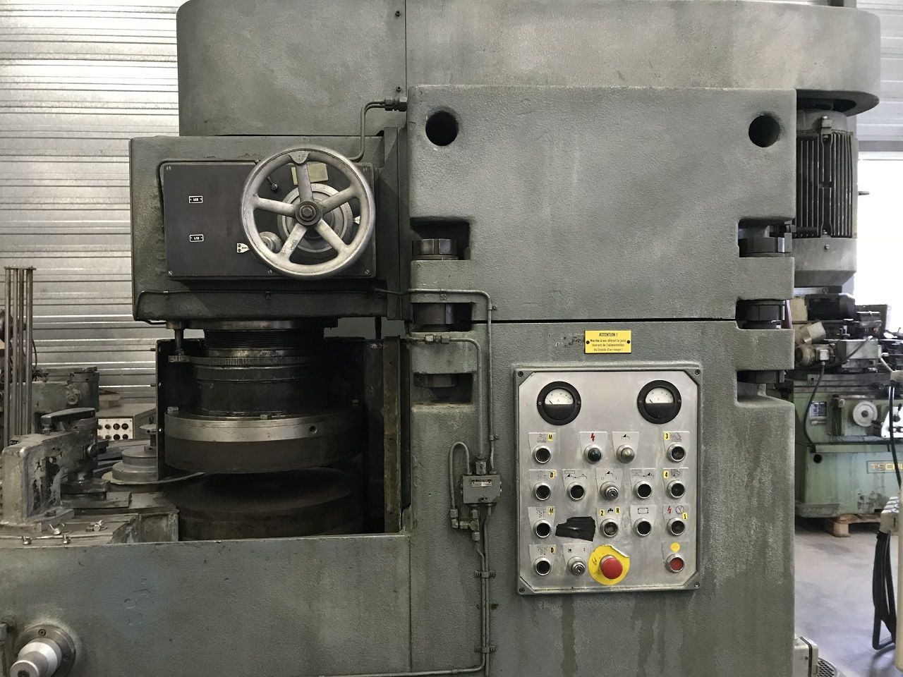 Surface Grinders/DOUBLE SURFACE GRINDING DISKUS DDS 457 R