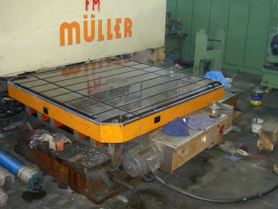 Milling/MECOF M 300/A CNC FLOOR TYPE MILLING MACHINE

