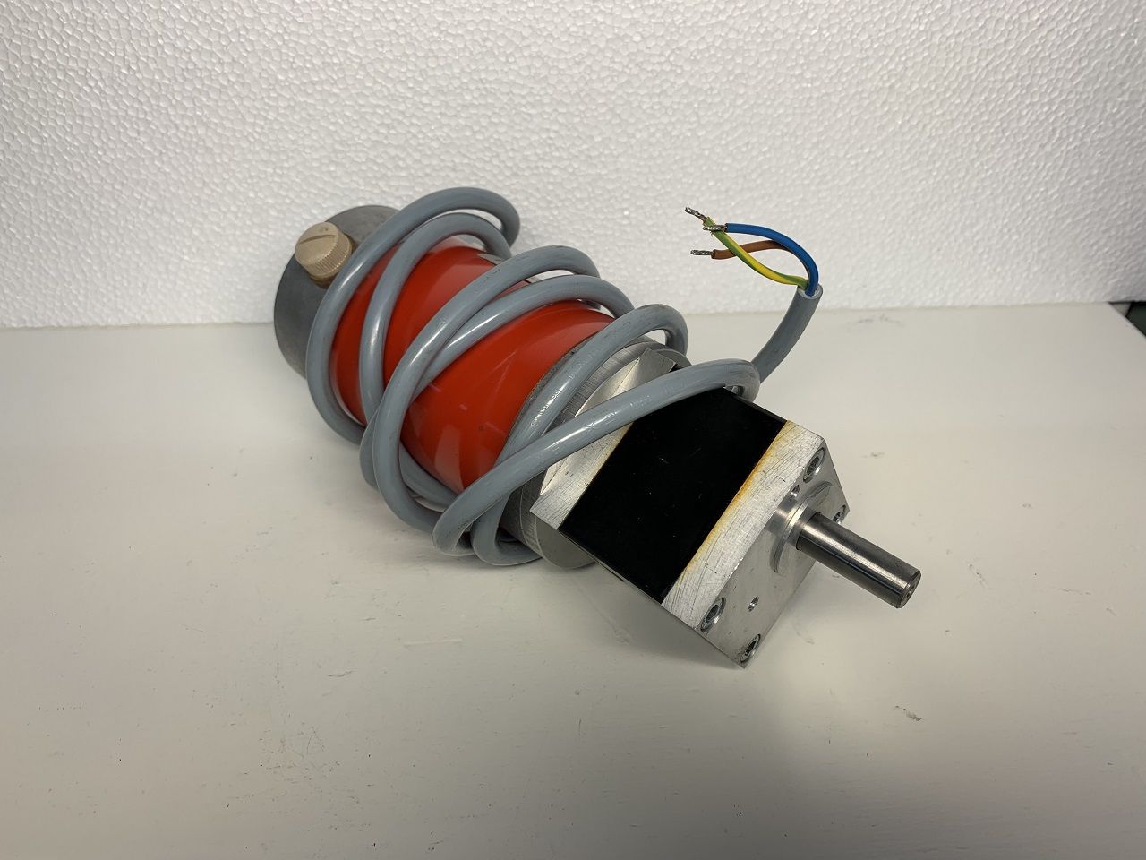 Spares & Accessories/DC MOTOR WITH PERMANENT MAGNEET ESTAN TYPE GfmO 8/4
