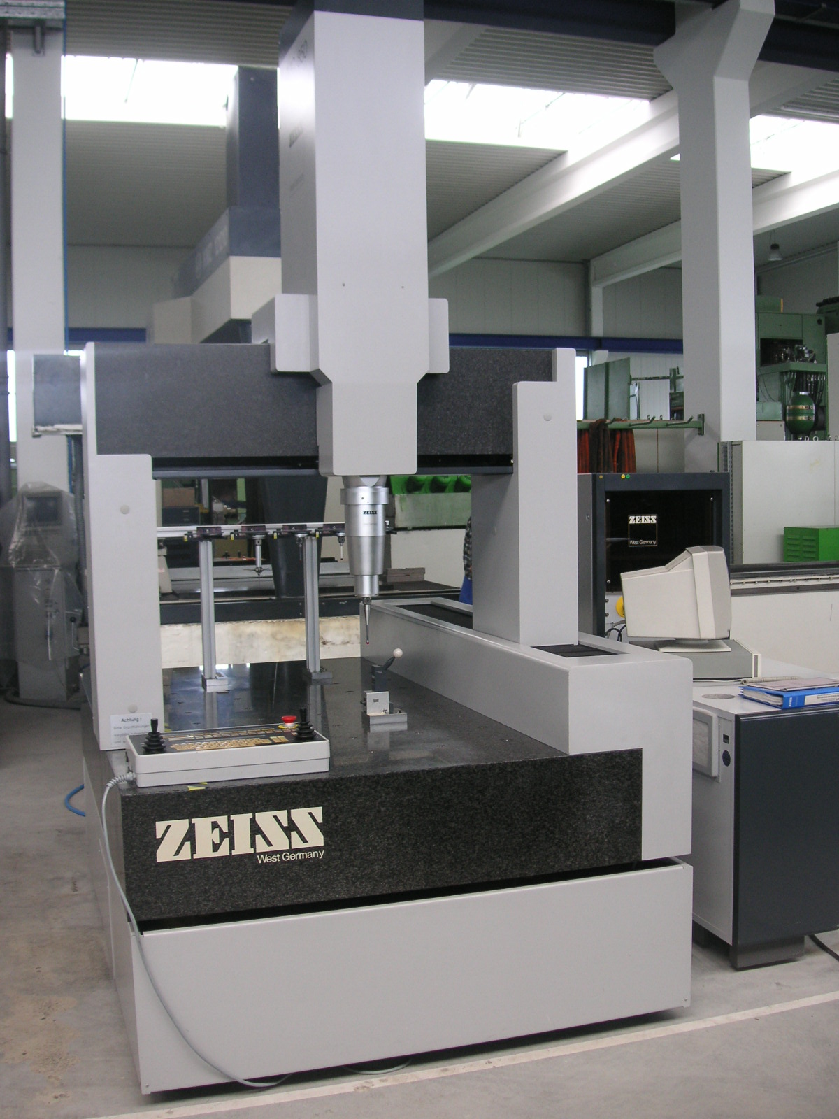Measuring Devices/ZEISS UMC 850/1200