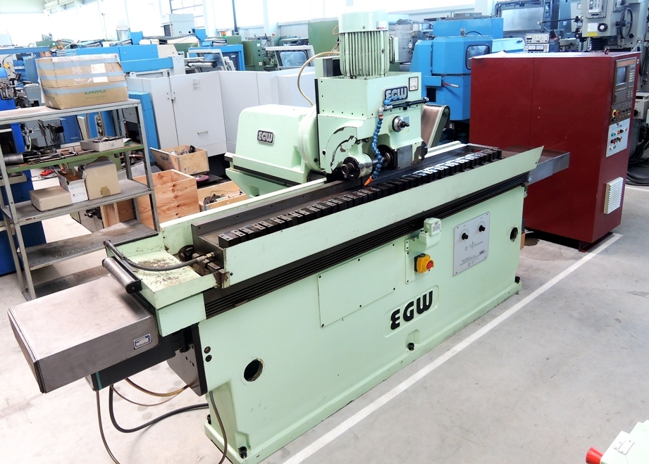 Gears Machining (General)/DONAU-KNAPP UZFM-V 300 H-CNC