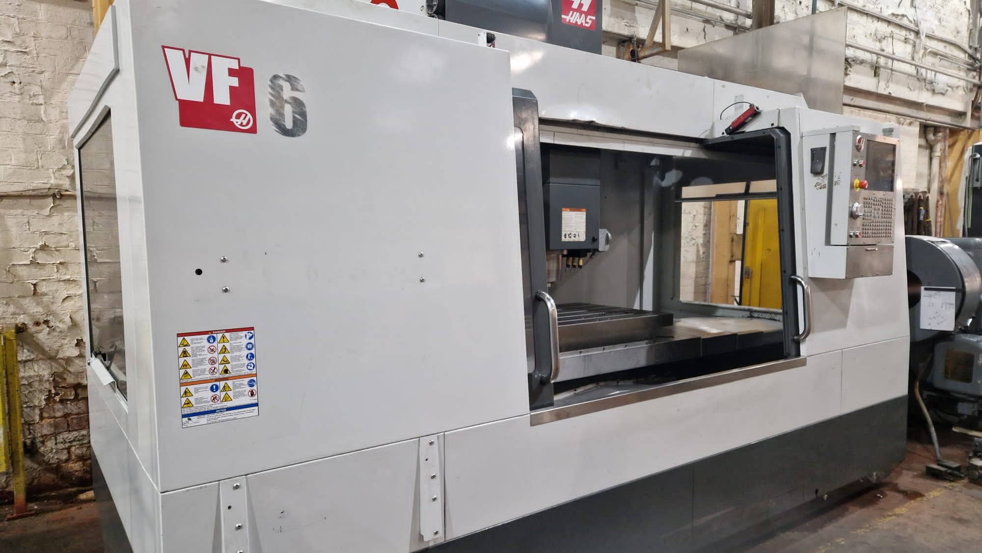 Vertical Machining Centres/HAAS V-6/50