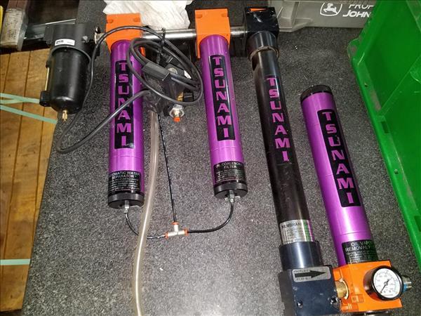 Miscellaneous/FABREEKA PNEUMATIC ISOLATION SYSTEM W/ PAL 21 ISOLATORS - *NEW*