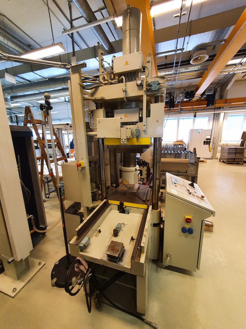 Hydraulic Presses/REIS TUS 60 - 40