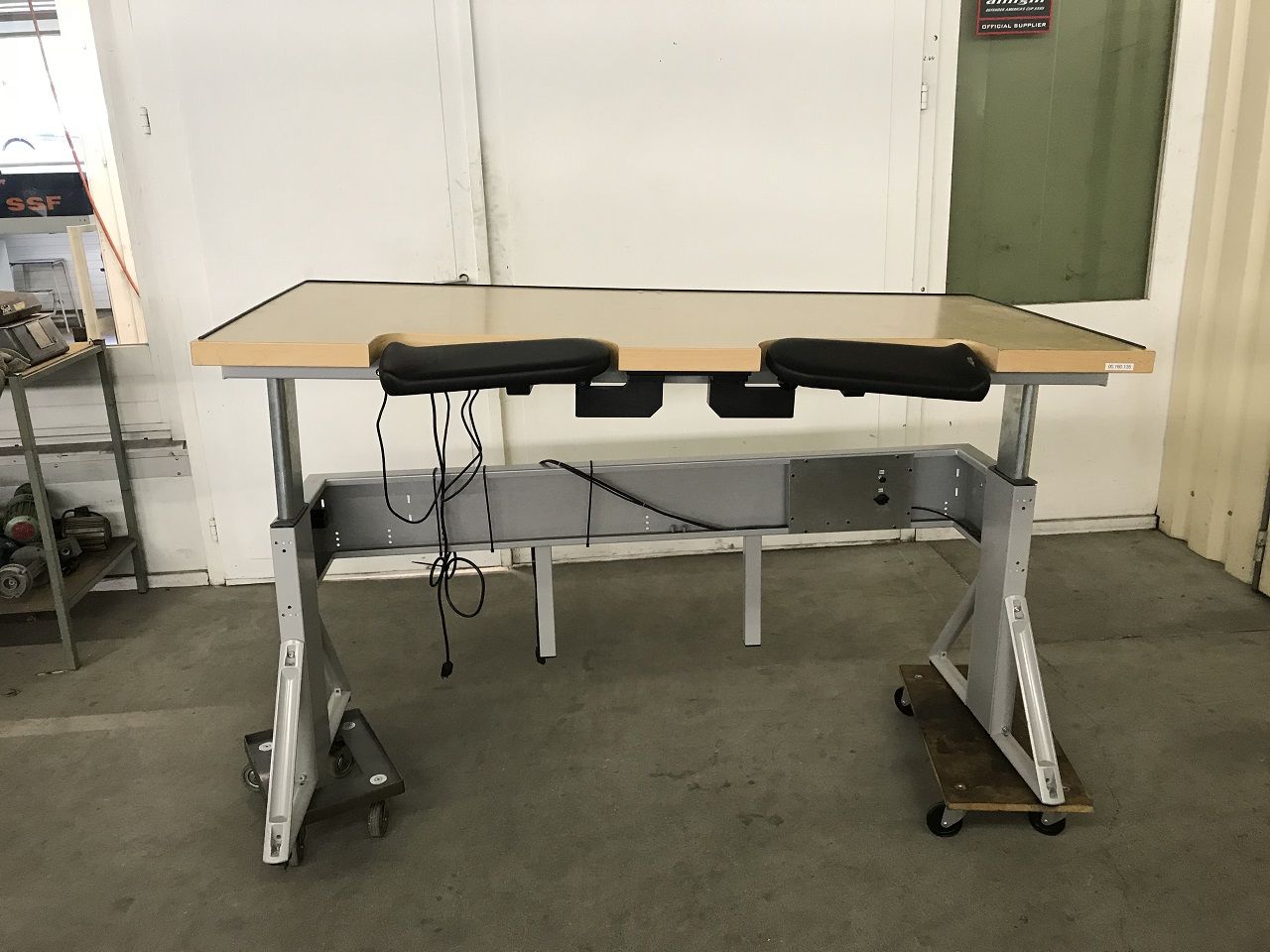 Miscellaneous/WORKBENCH 1600x800 mm.