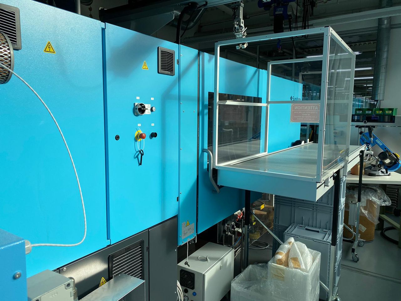 Presses (General)/INJECTION MOLDING SUMITOMO DEMAG IntElect 160/520-680