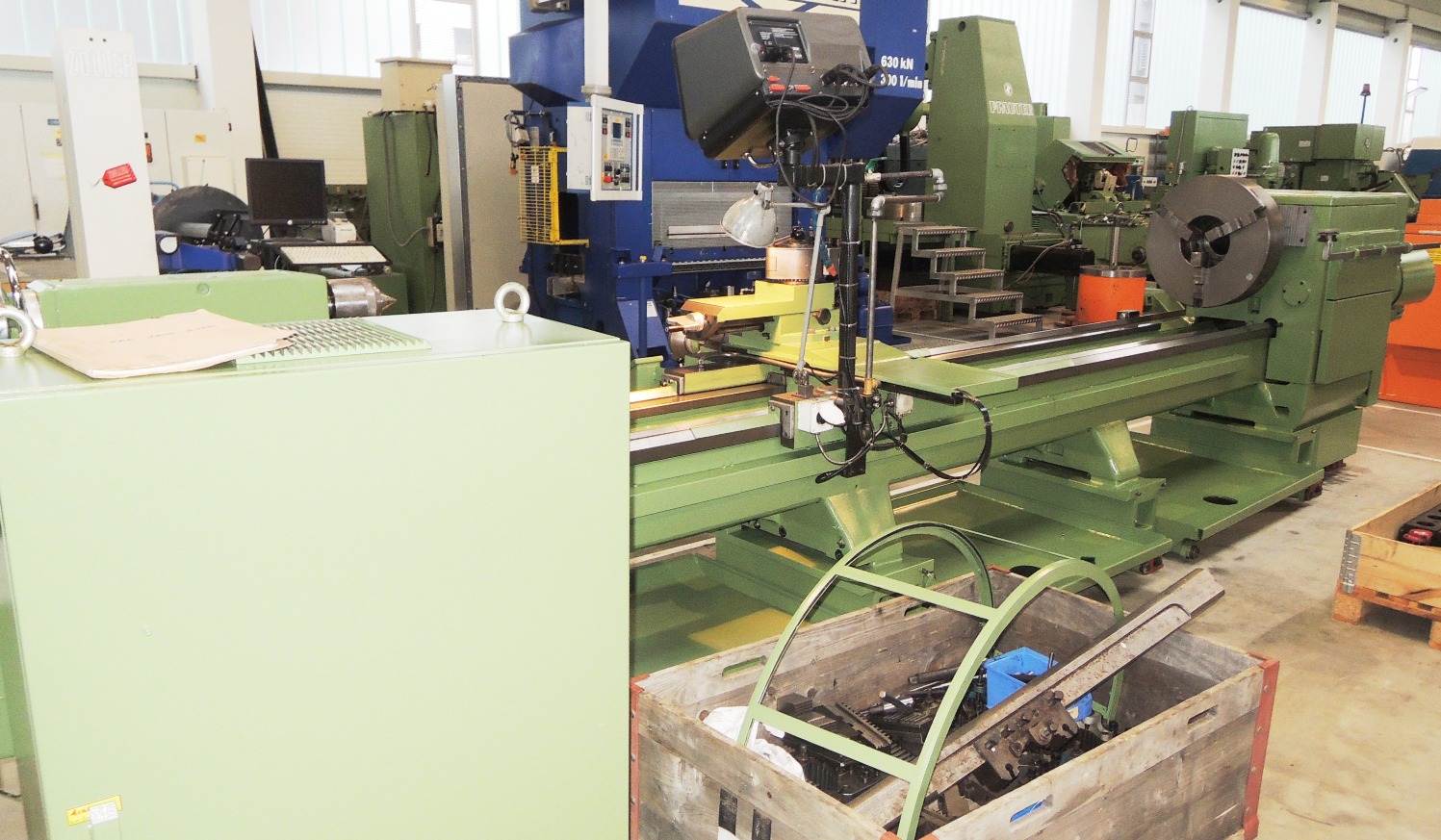 Lathes (CNC and Manual)/VDF BOEHRINGER V 800 x 4000