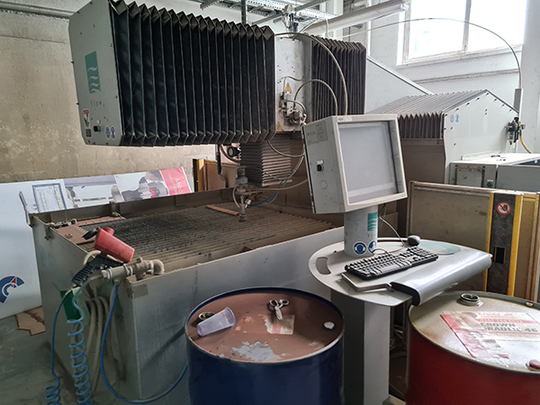 Waterjet Cutting/FLOW IFB 1212 CNC Waterjet Cutting Machine
