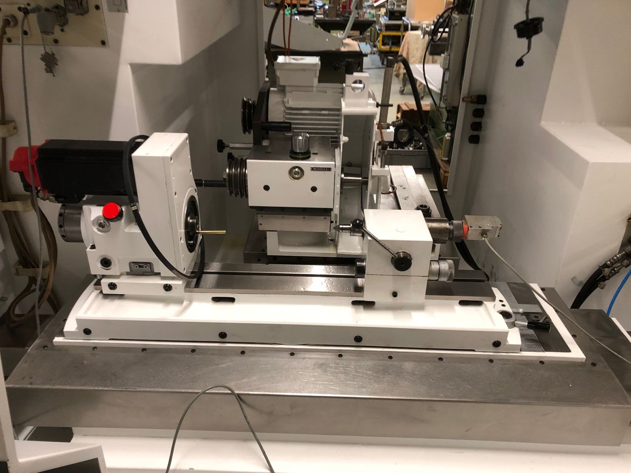 Cylindrical Grinders/STUDER S-20 CNC CYLINDRICAL GRINDING MACHINE