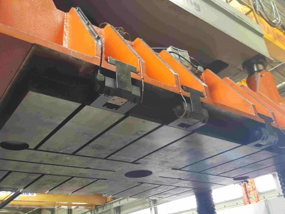 Presses (General)/COMING PPS 250 TONS. FOUR COLUMNS DIES SPOTTING PRESS 