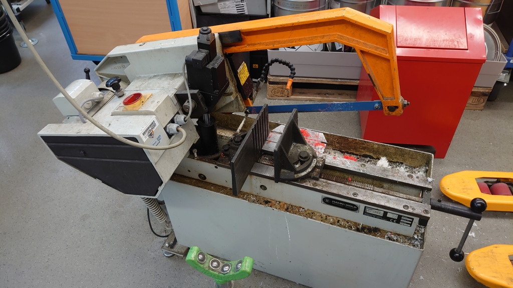Sawing/KLAEGER HK221