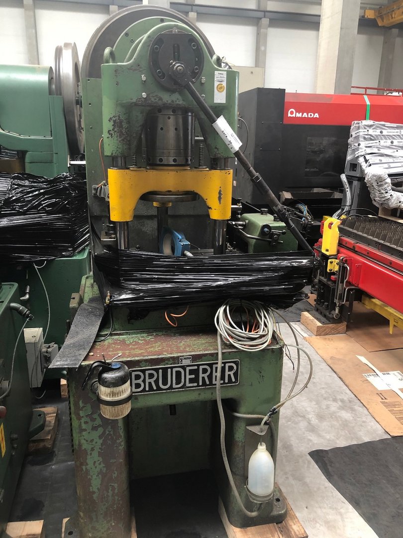 Mechanical Presses/BRUDERER BSTA 30