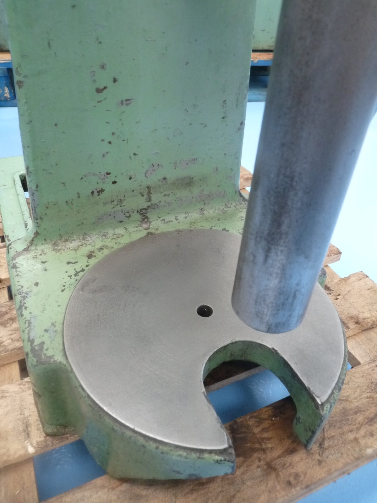Presses (General)/Jones & Shipman Hand Operated Heavy Duty Arbour Press