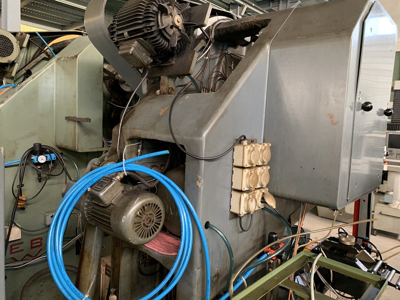 Presses (General)/PRESS BEUTLER TYPE PN 40 VD