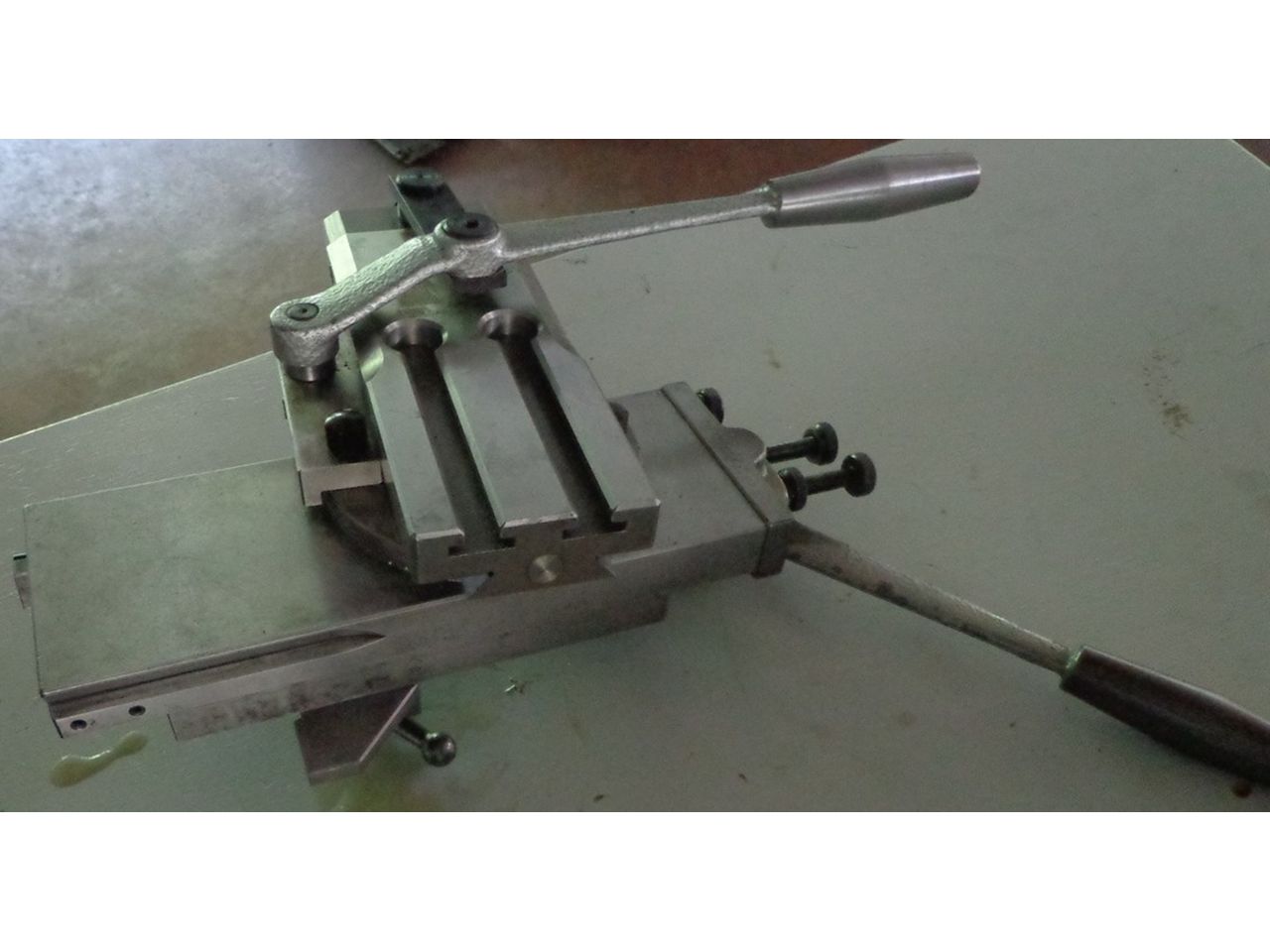 Spares & Accessories/LEVER OPERATED CARRIAGE SCHAUBLIN 102-47 WITH 2 LEVERS