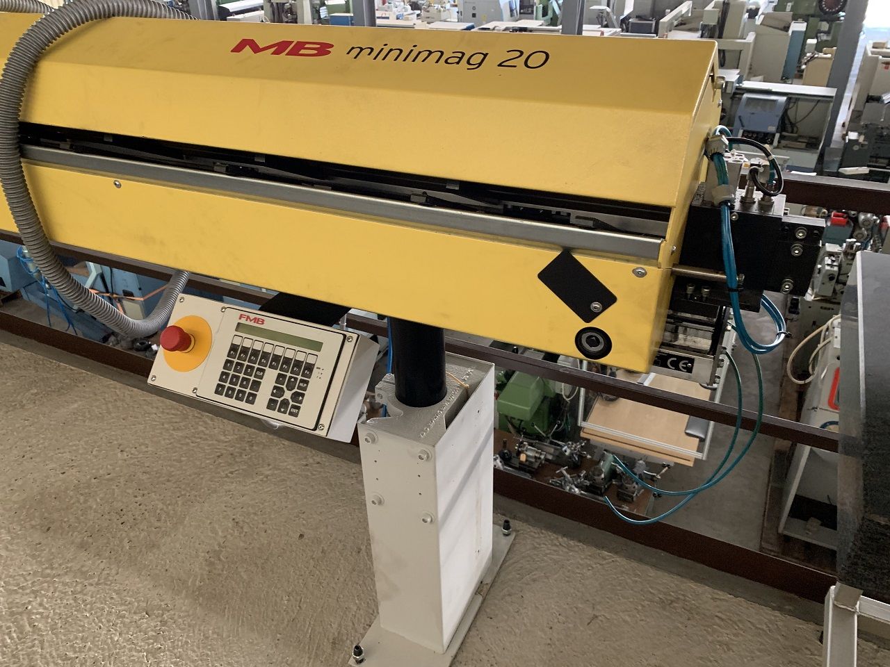 Lathes (CNC and Manual)/BAR LOADER FMB TYPE MINIMAG 20