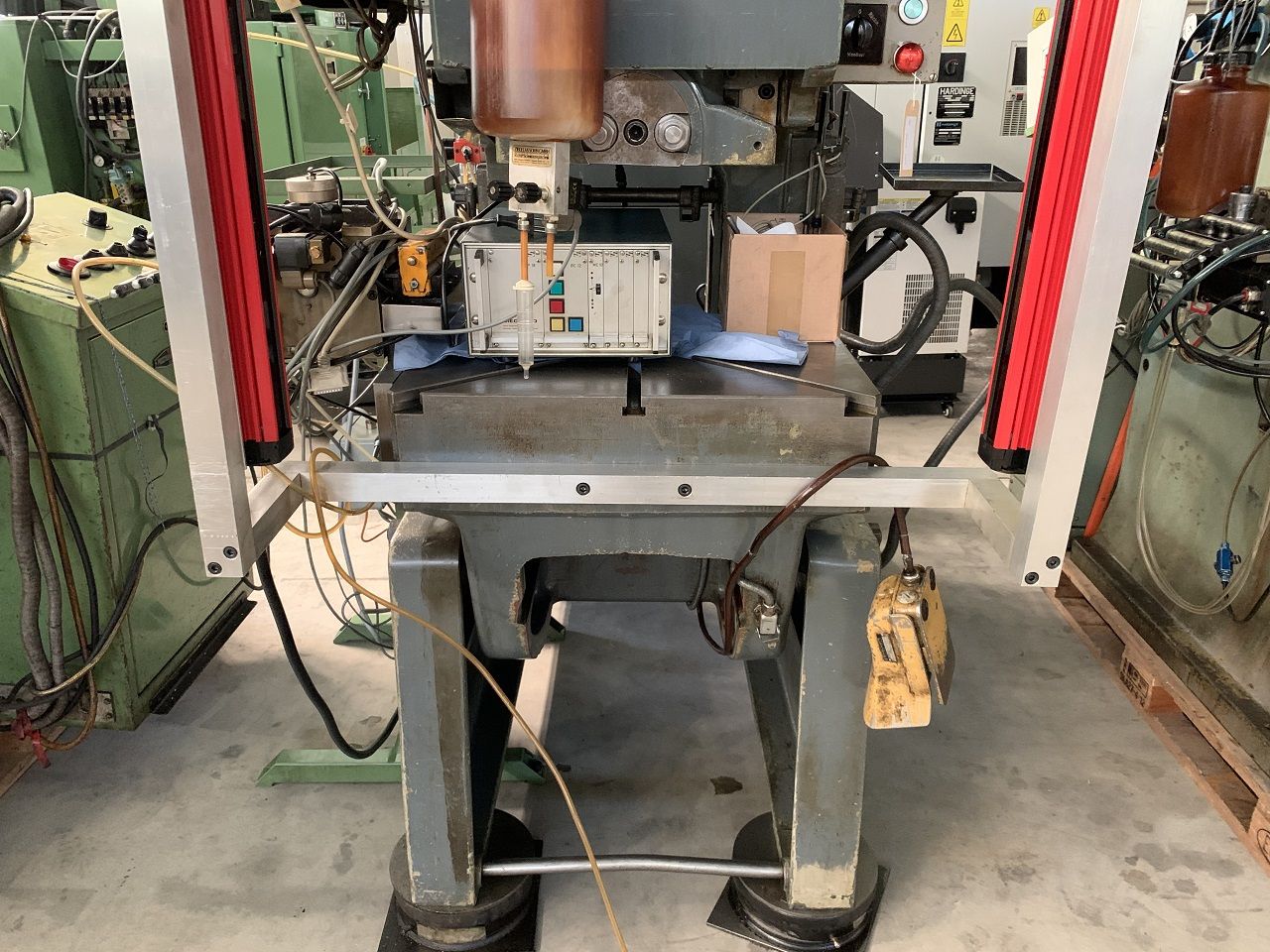 Presses (General)/PRESS BEUTLER TYPE PN 40 VD