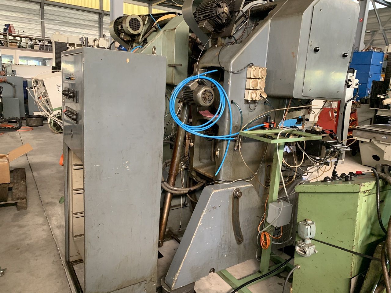 Presses (General)/PRESS BEUTLER TYPE PN 40 VD