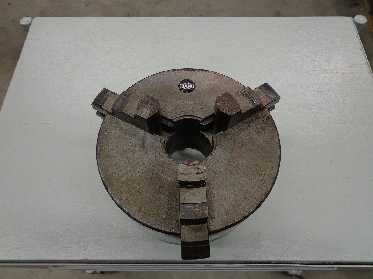 Spares & Accessories/3-BIT CHUCK TYPE 200 MM