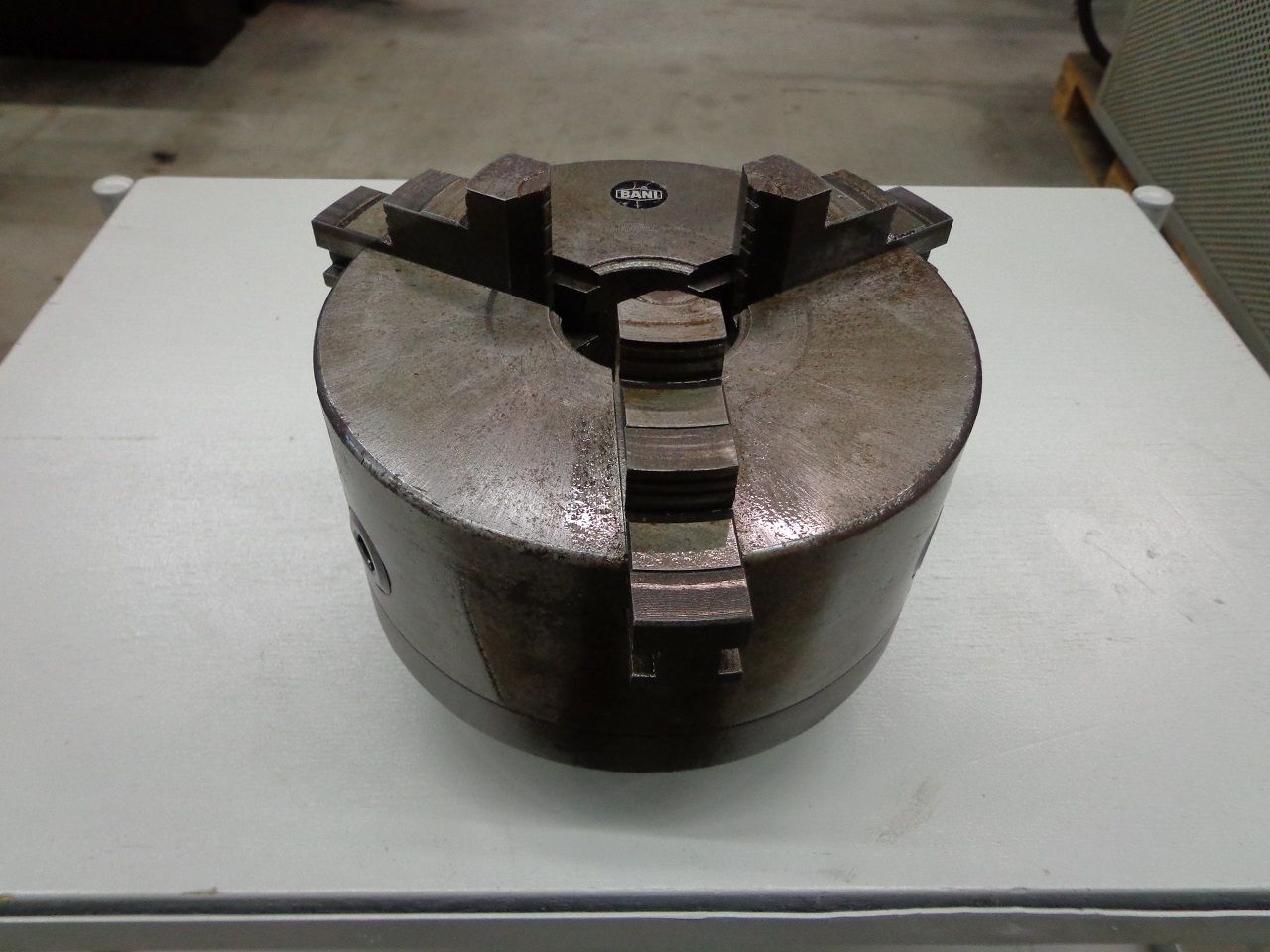 Spares & Accessories/3-BIT CHUCK TYPE 200 MM