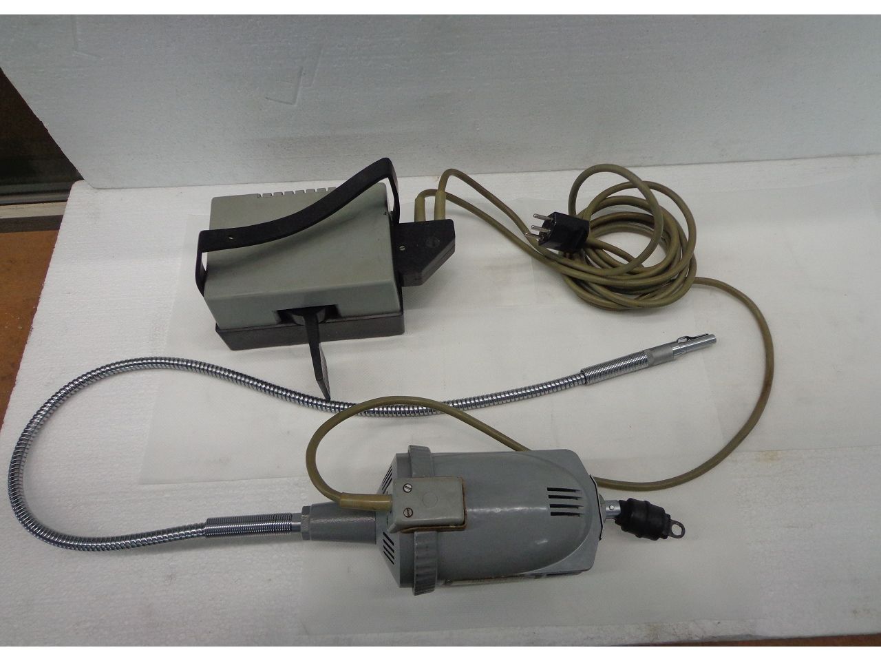 Spares & Accessories/HAND GRINDING MACHINE KALTENBACH TYPE 520
