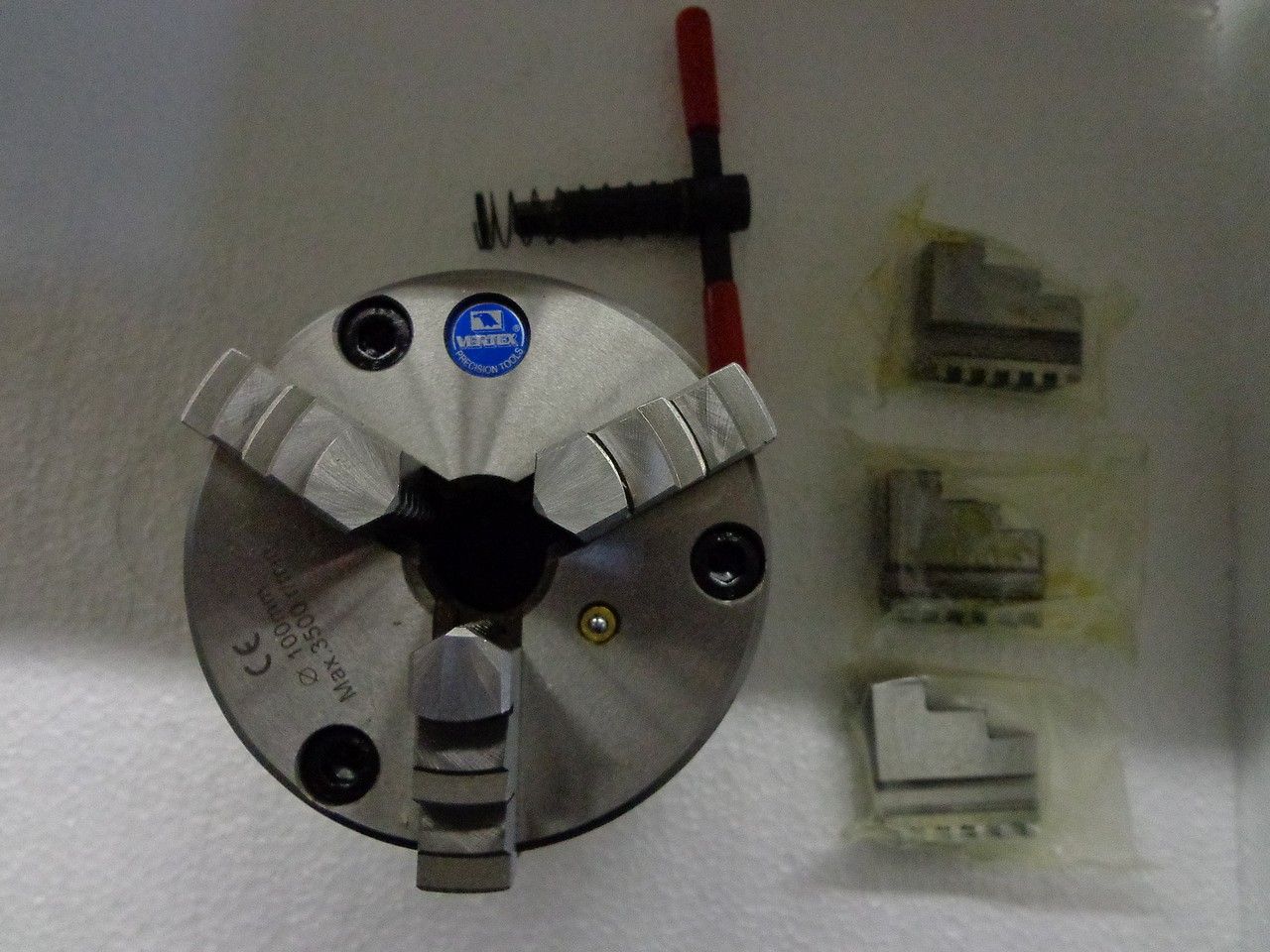 Spares & Accessories/3-JAW CHUCKS VERTEX TYPE 100 ON ADAPTER W-20