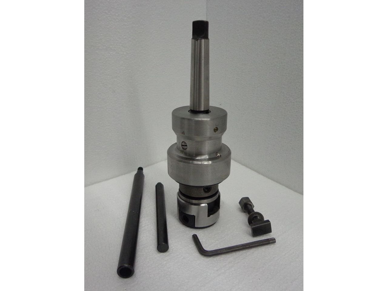 Spares & Accessories/THREADING ATTACHMENT FAHRION GACM3