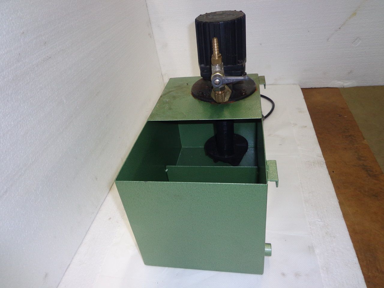 Spares & Accessories/COOLANT TANK
