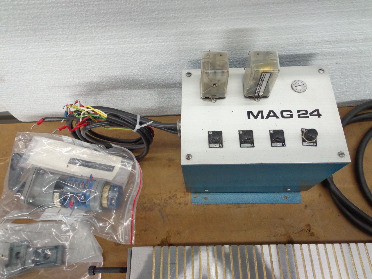 Spares & Accessories/MAGNETIC PLATE WALKER HAGOU TYPE SD