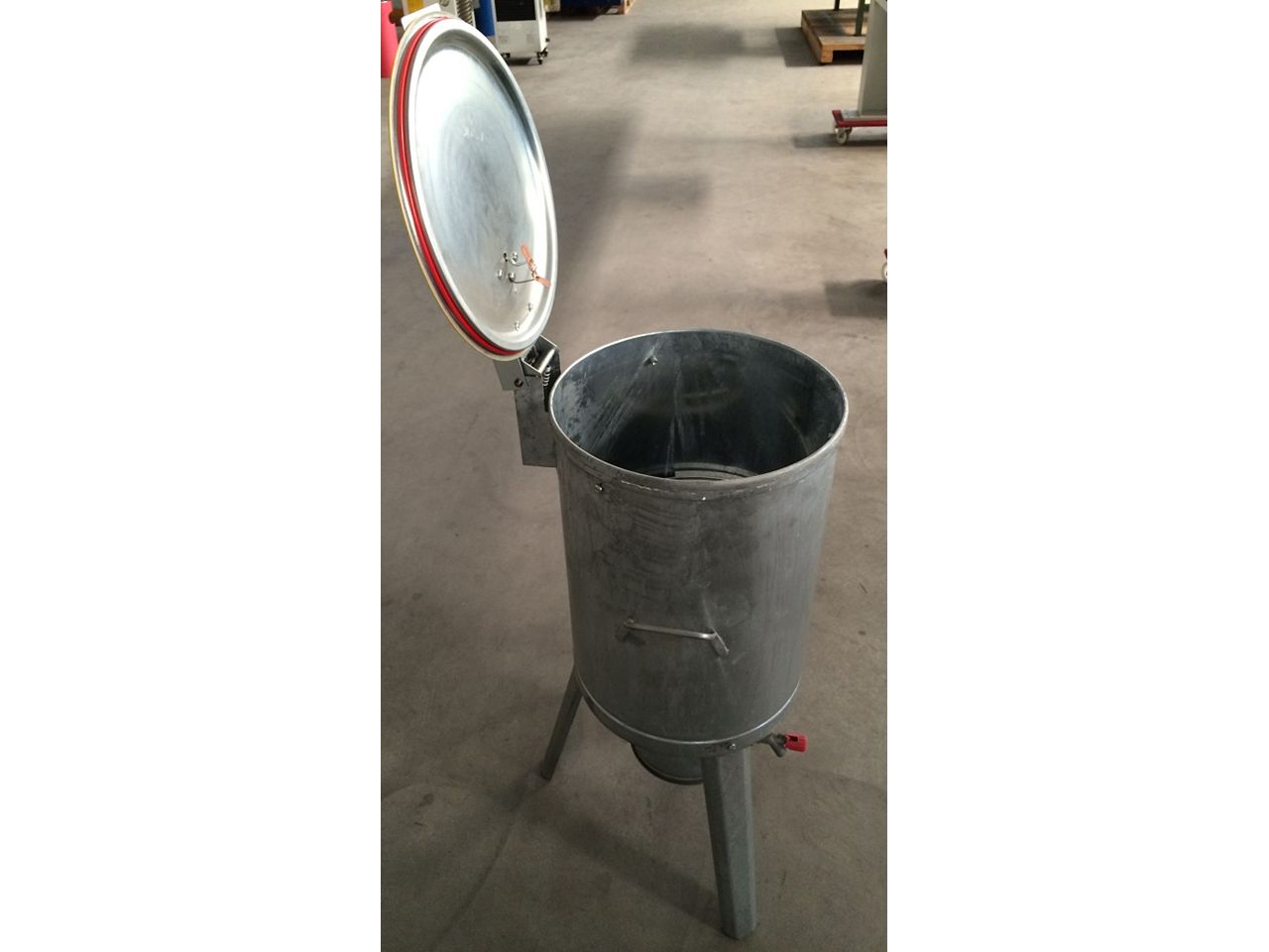Spares & Accessories/WASHING BASIN GEIGER 6460 60 LT.