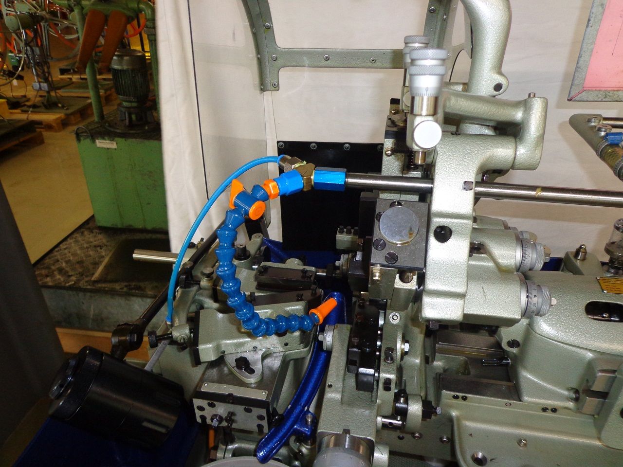 Lathes (CNC and Manual)/AUTOMATIC TURNING LATHE TORNOS TYPE M-7