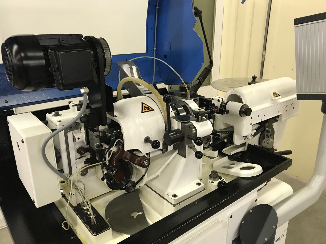 Lathes (CNC and Manual)/AUTOMATIC TURNING LATHE ESCO-VENTURA TYPE D4-FLEXCAM V4