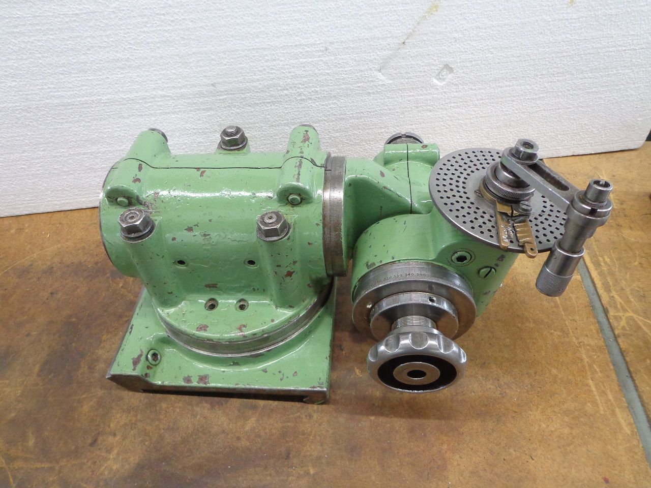 Spares & Accessories/DIVIDING HEAD DECKEL TYPE FP2 - W20
