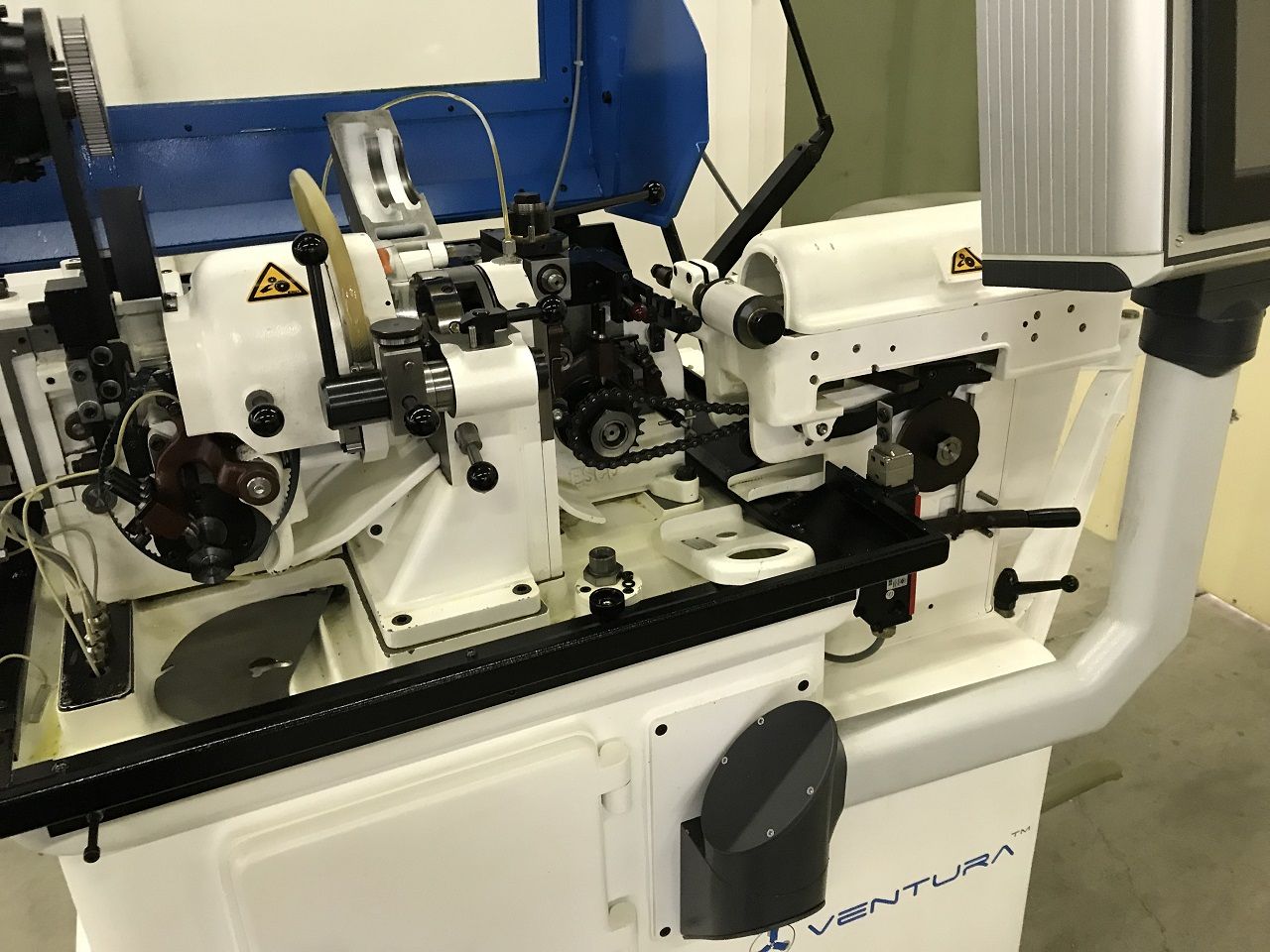 Lathes (CNC and Manual)/AUTOMATIC TURNING LATHE ESCO-VENTURA TYPE D4-FLEXCAM V4