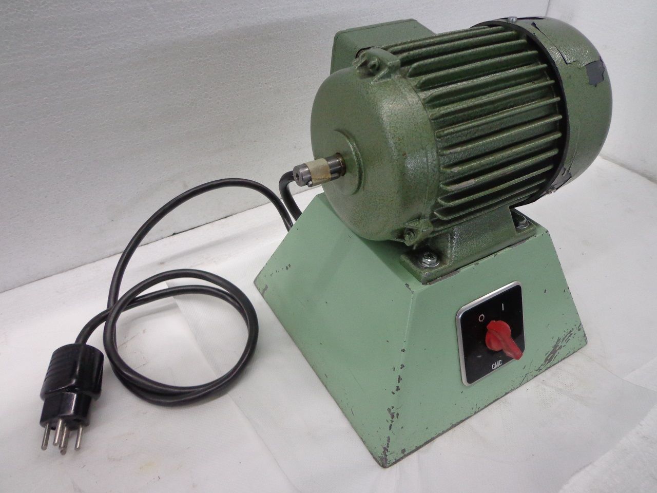 Spares & Accessories/INDIVIDUAL CONTROLE TYPE ON SOCLE