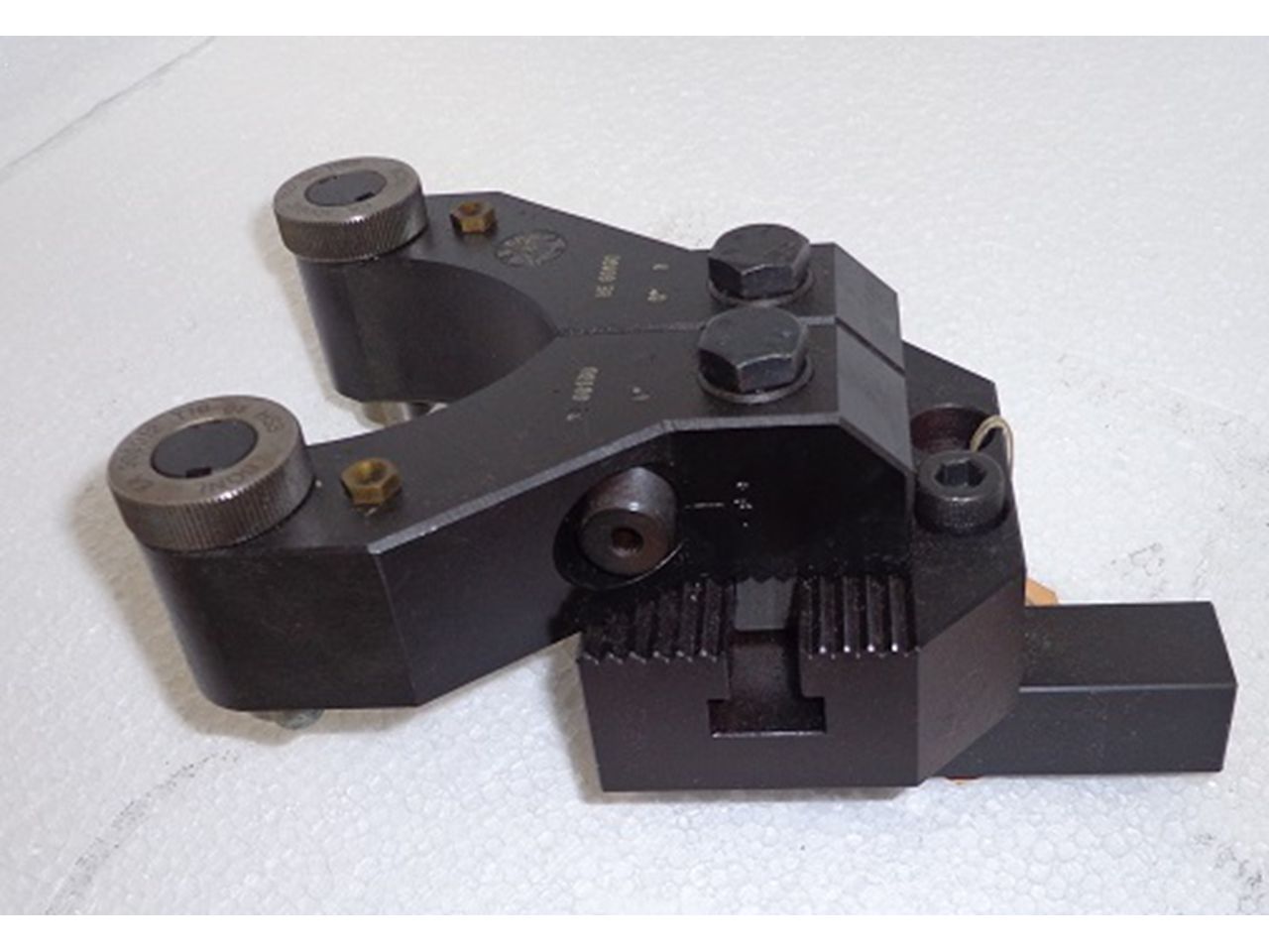 Spares & Accessories/KNURL APPARATUS BOENI TYPE RE-60100