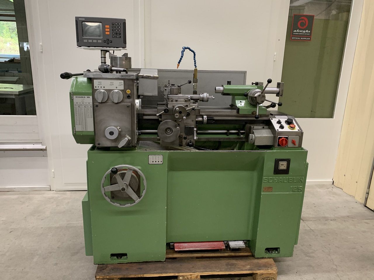Lathes (CNC and Manual)/LEADSCREW LATHE SCHAUBLIN TYPE 125-C B-32