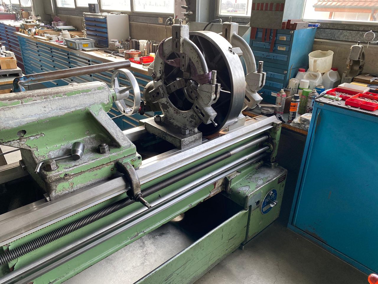 Lathes (CNC and Manual)/LEADSCREW LATHE CAZENEUVE TYPE HB-725