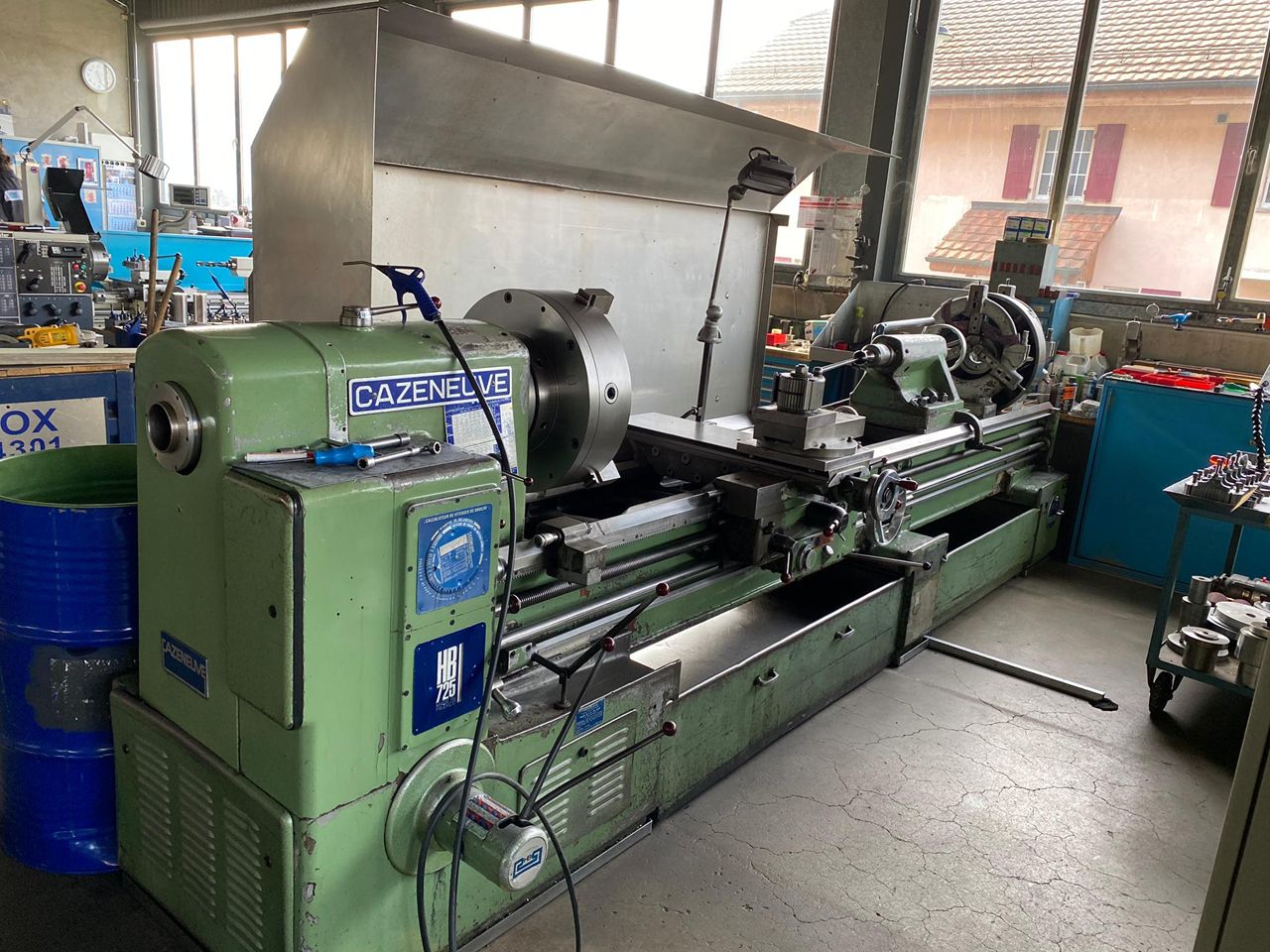 Lathes (CNC and Manual)/LEADSCREW LATHE CAZENEUVE TYPE HB-725
