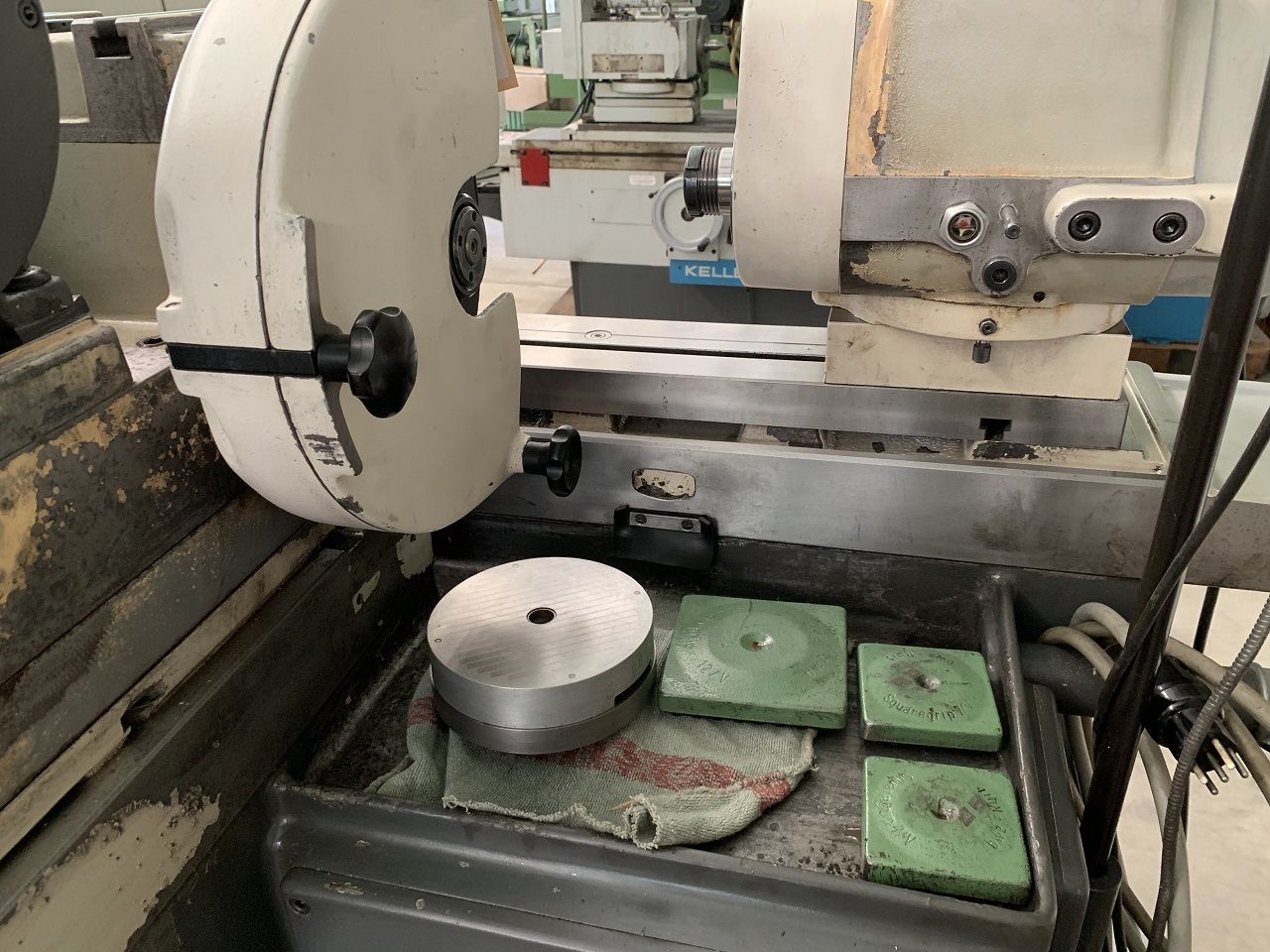 Cylindrical Grinders/CYLINDRICAL GRINDING MACHINE TSCHUDIN HTG-300