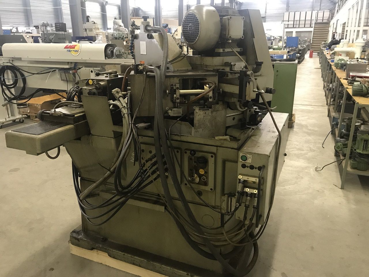 Cylindrical Grinders/CYLINDRICAL GRINDING MACHINE TSCHUDIN HTG-442