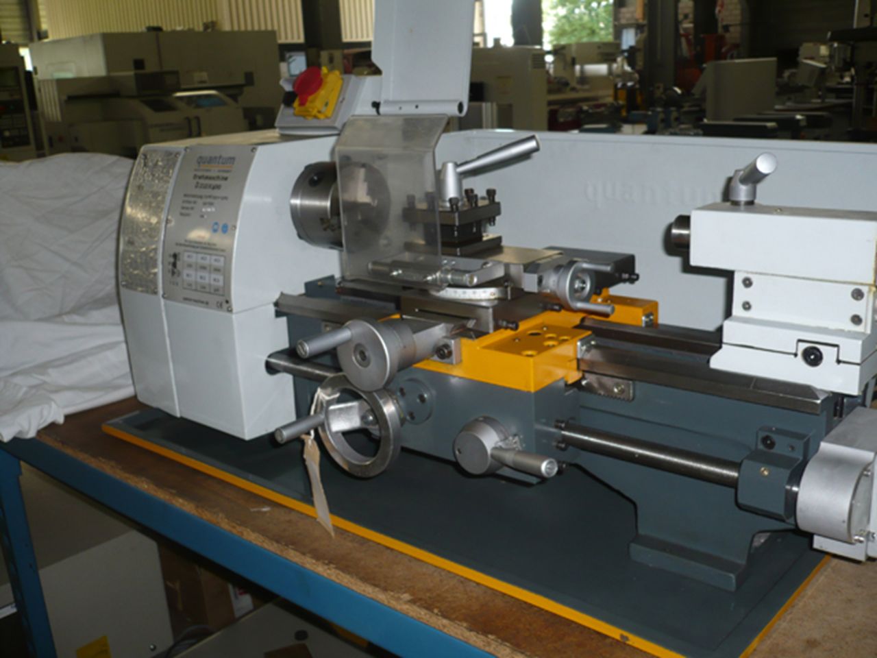 CNC Lathes/CNC LATHE QUANTUM TYPE D210X400