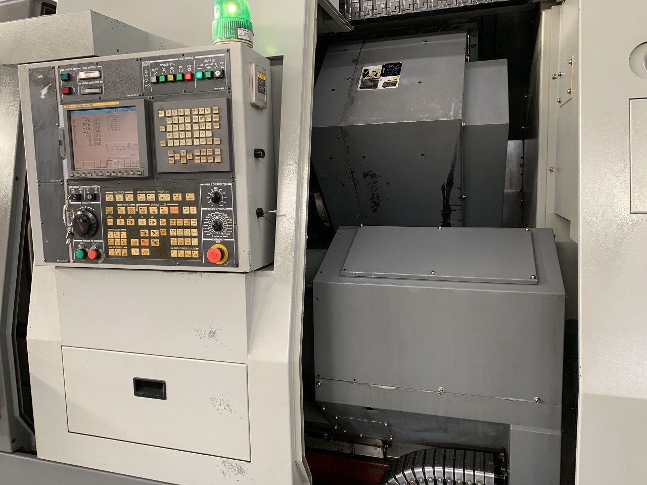 Centre Lathes/TURNING CENTER HYUNDAI TYPE SKT 250 SY