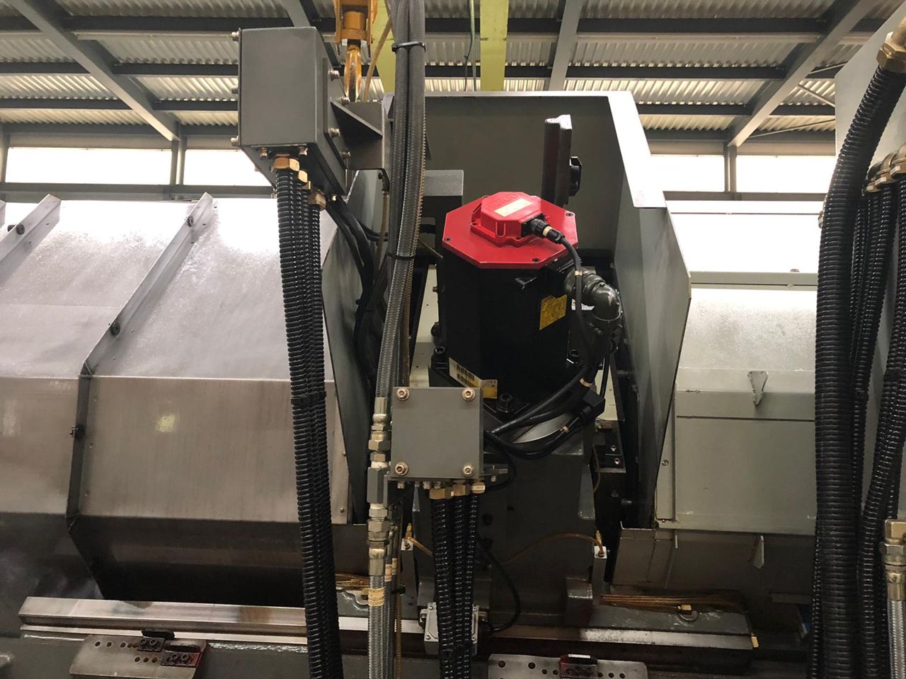 Centre Lathes/TURNING CENTER HYUNDAI TYPE SKT 250 SY