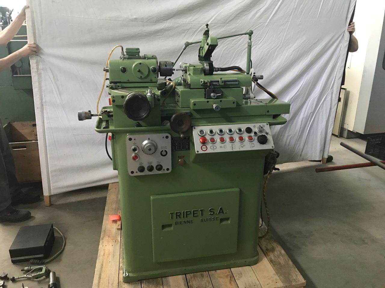 Cylindrical Grinders/CYLINDRICAL GRINDING MACHINE TRIPET TYPE MUR 100